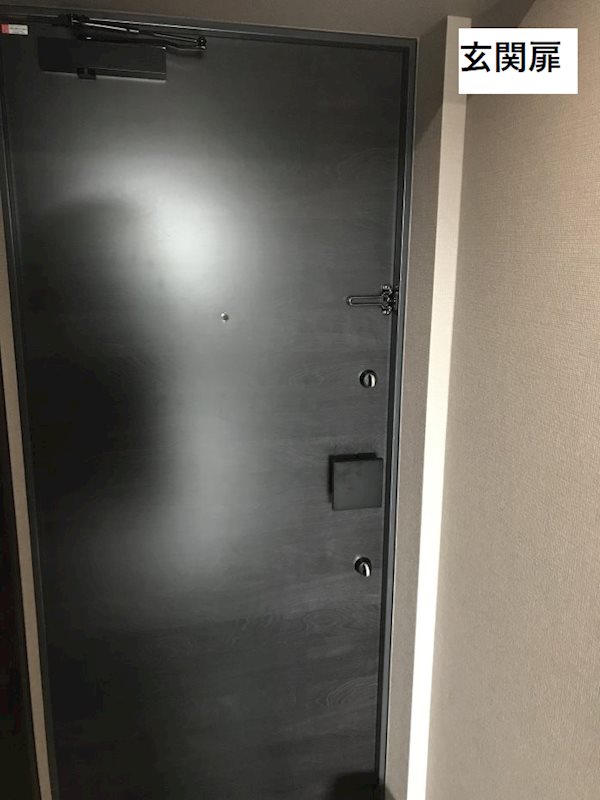戸部参番館独身寮（Le’a MARKS 横濱参番館） 玄関