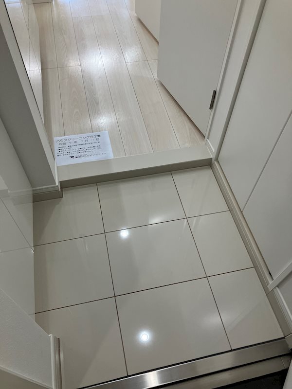 登戸独身寮（RELIA登戸EASTSIDE） 玄関
